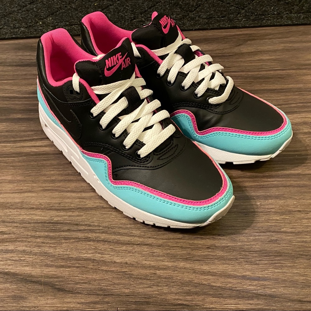Air Max 1 DBL (GS) Size 7Y